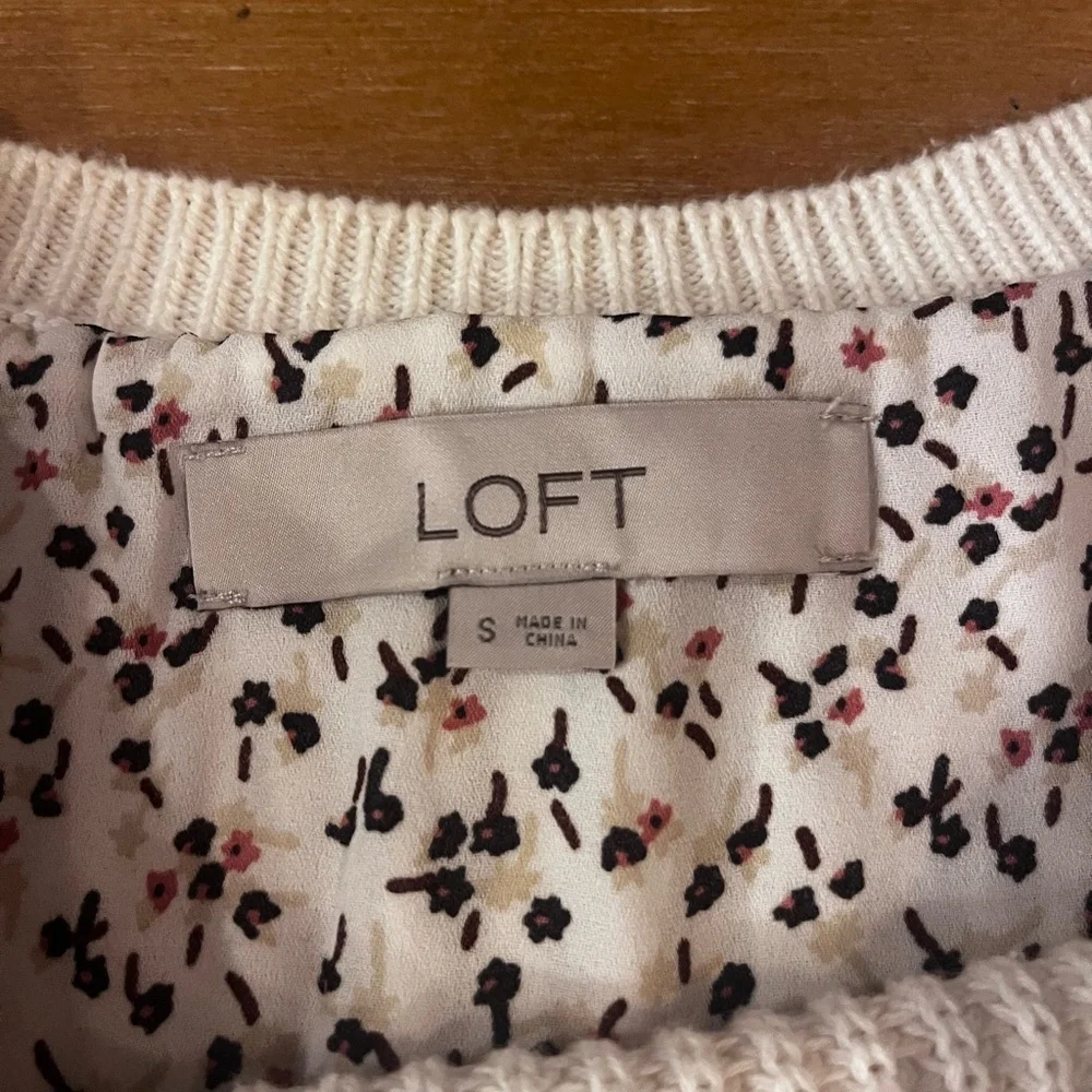 LOFT Meadow split back mixed media sweater, beige size small